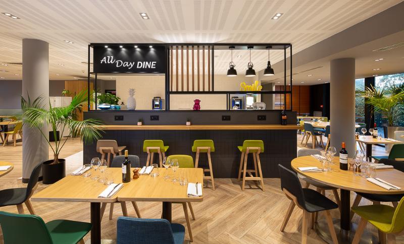 Holiday Inn Bordeaux Sud - Pessac By Ihg Exterior photo